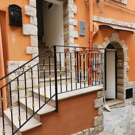 Casa Lidia Holiday home